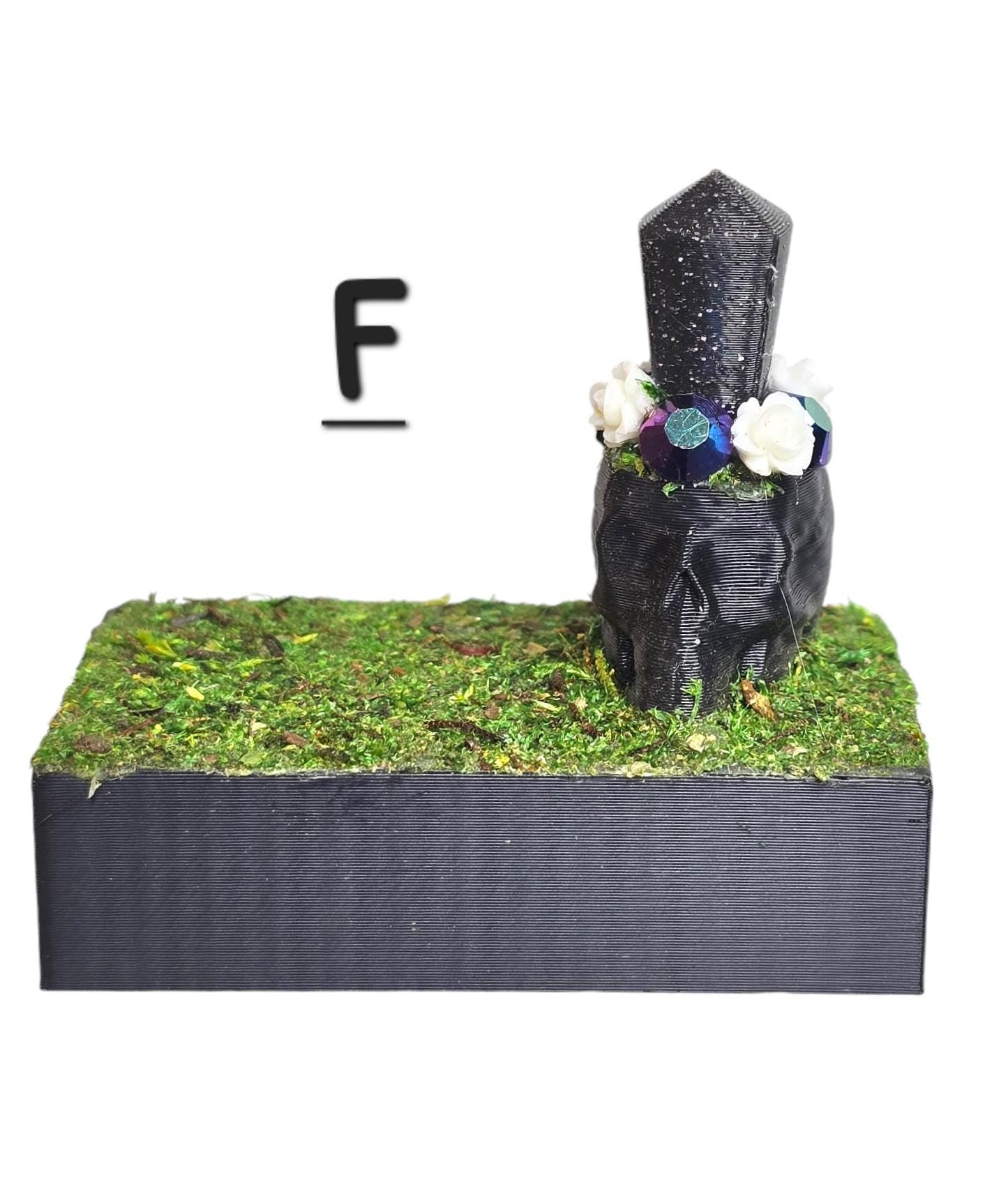 DISCOUNTED Crystal Skull Ledge for Jumping Spider | Spider Enclosure Decor | Spider Habitat Decor | Enclosure Decor