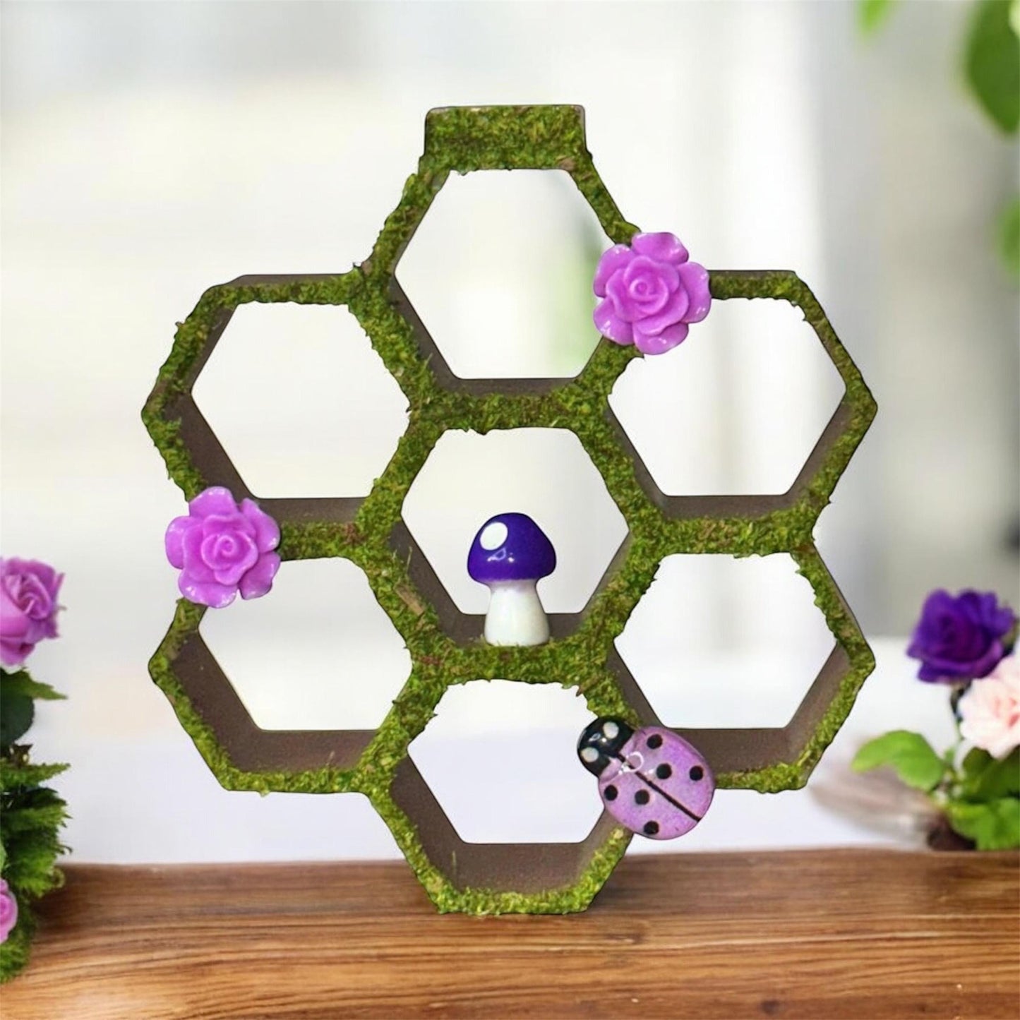 Moss & Flower Honeycomb Decor | Jumping Spider Enclosure Decoration | Spider Terrarium Accessory
