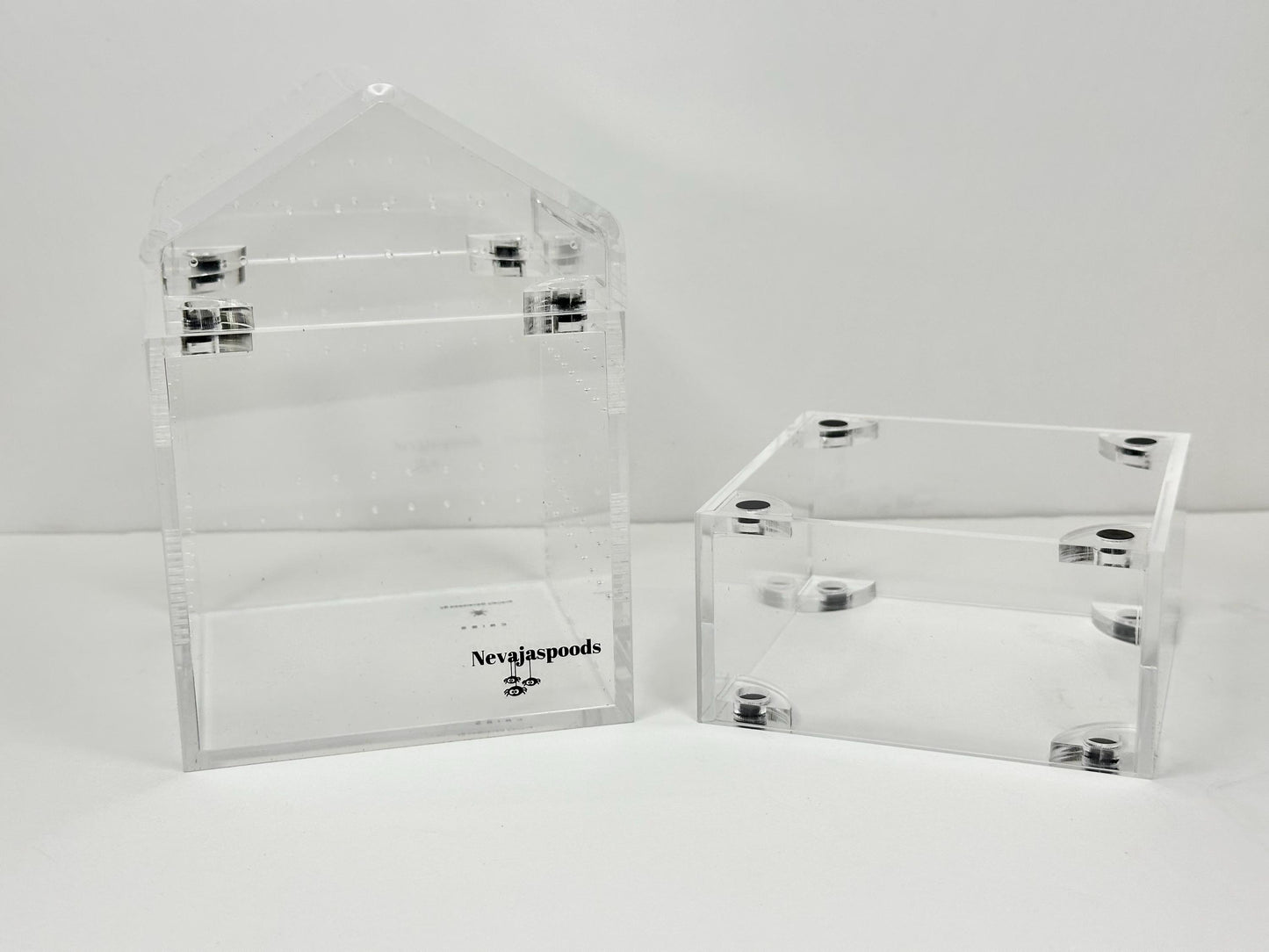 Tarantula Cribs 4x4 Adjustable Jumping Spider Enclosure | Expands Up to 8 Inches Tall | Arboreal Spider Habitat