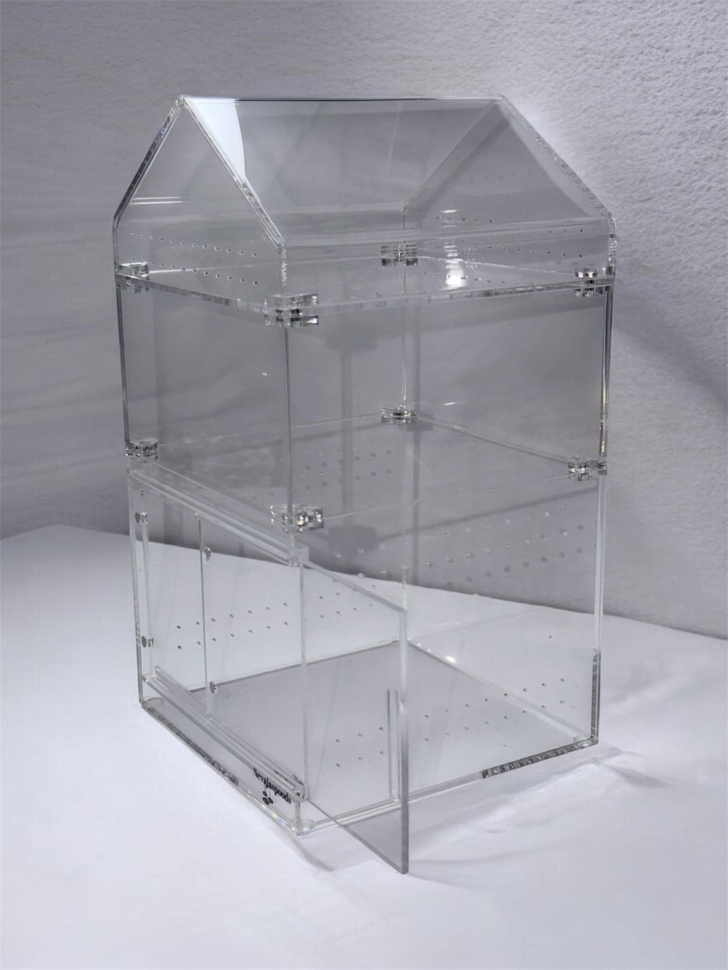Nevajaspoods 6x6 Adjustable Jumping Spider Enclosure | Expands Up to 11 Inches Tall | Arboreal Spider Habitat