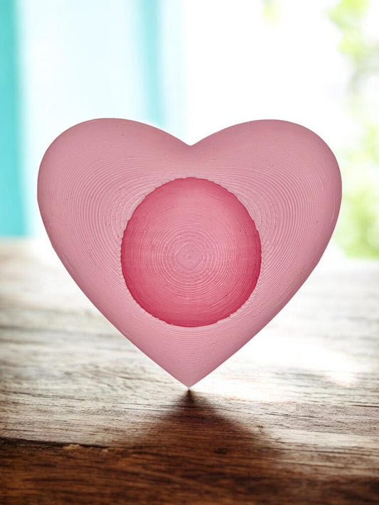 Heart Hide | Jumping Spider Enclosure Decor