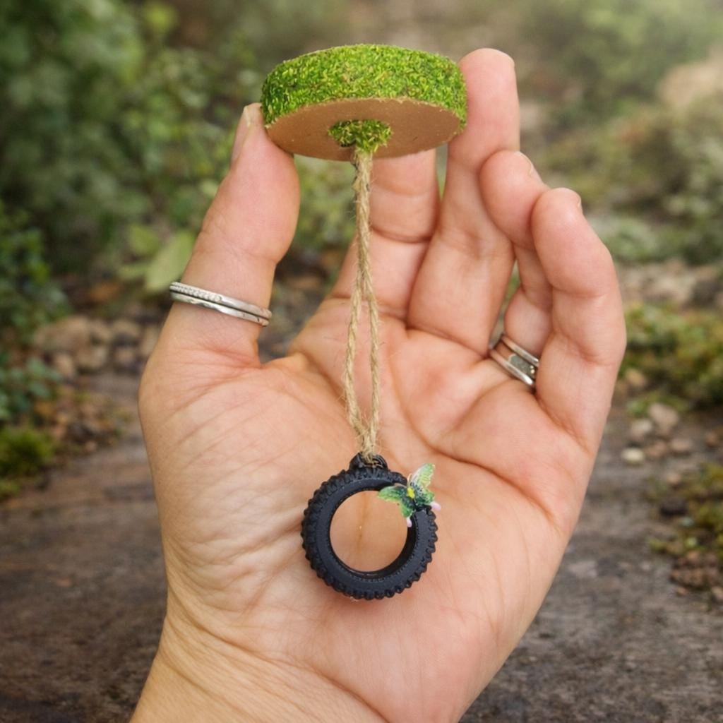 Jumping Spider Tire Swing | Spider Enclosure Decor | Terrarium Accessory